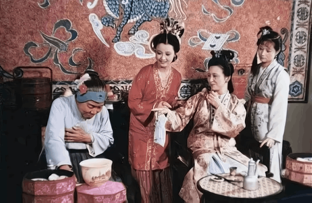 細數紅樓夢中，幾件細思極恐的事