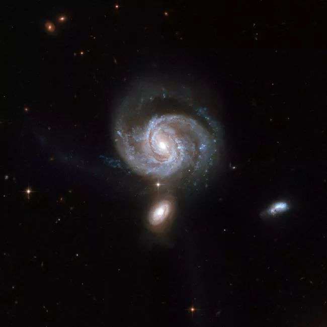 宇宙中最奇特的15個星系