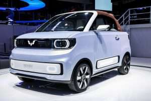 五菱宏光MINIEV敞篷版路試曝光，配電動(dòng)軟頂/2022年上市