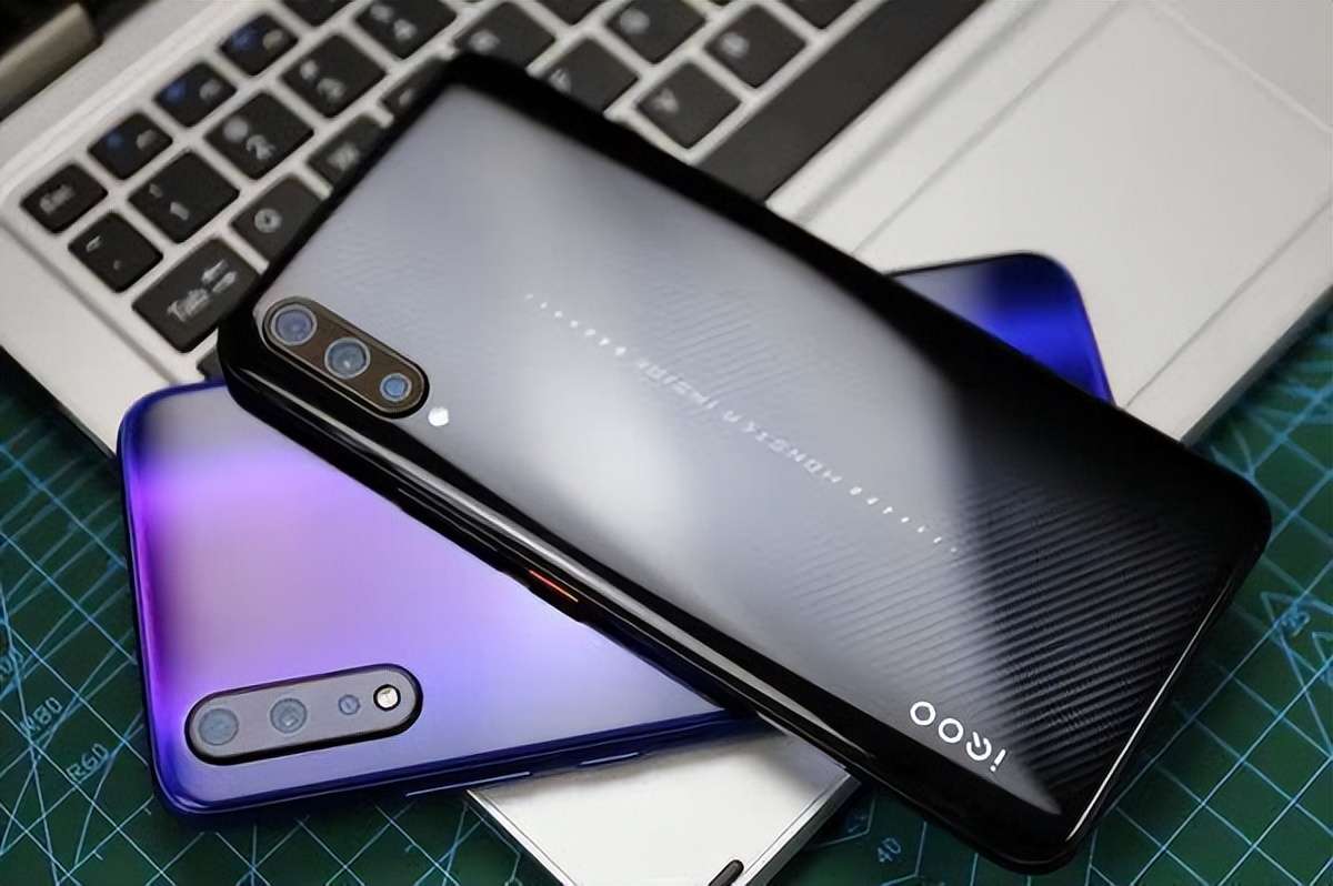 手機(jī)OPPO、One Plus、realme的關(guān)系