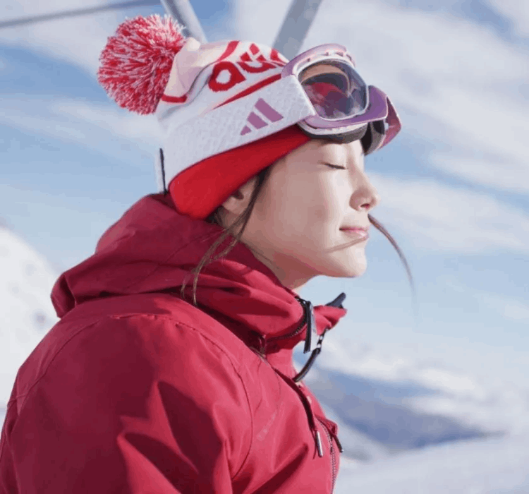 退出美國籍，加入中國籍，19歲的谷愛凌，36天拿了6個冠軍