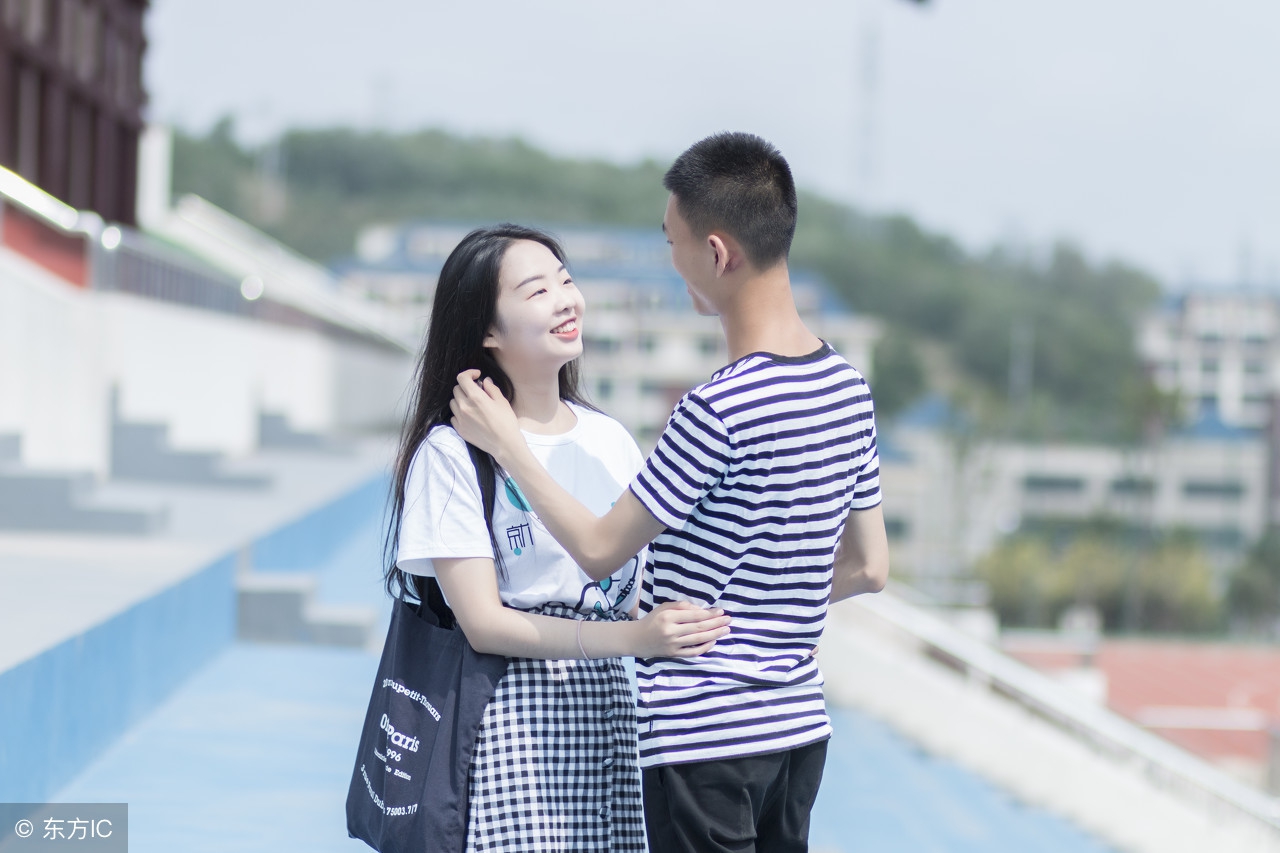 拍拖什么意思(廣東談戀愛為什么叫拍拖)