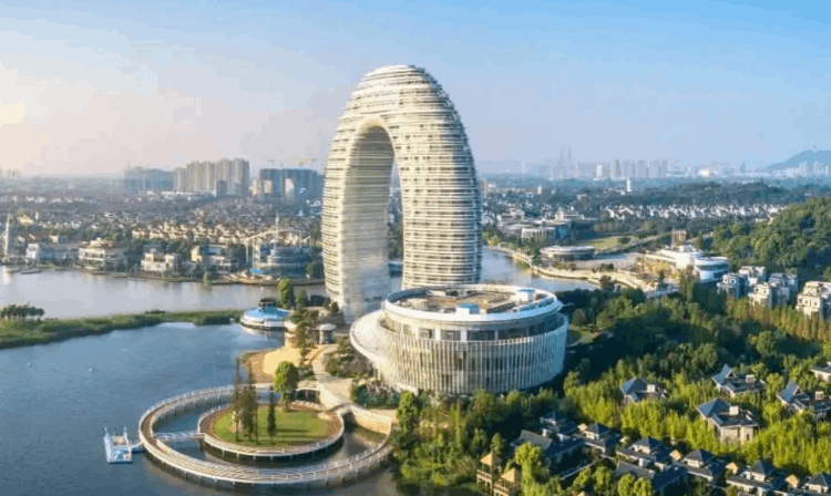 大媽偷走銀行5個(gè)億是真的嗎(浙江女商人聯(lián)合銀行內(nèi)鬼暗箱操作)