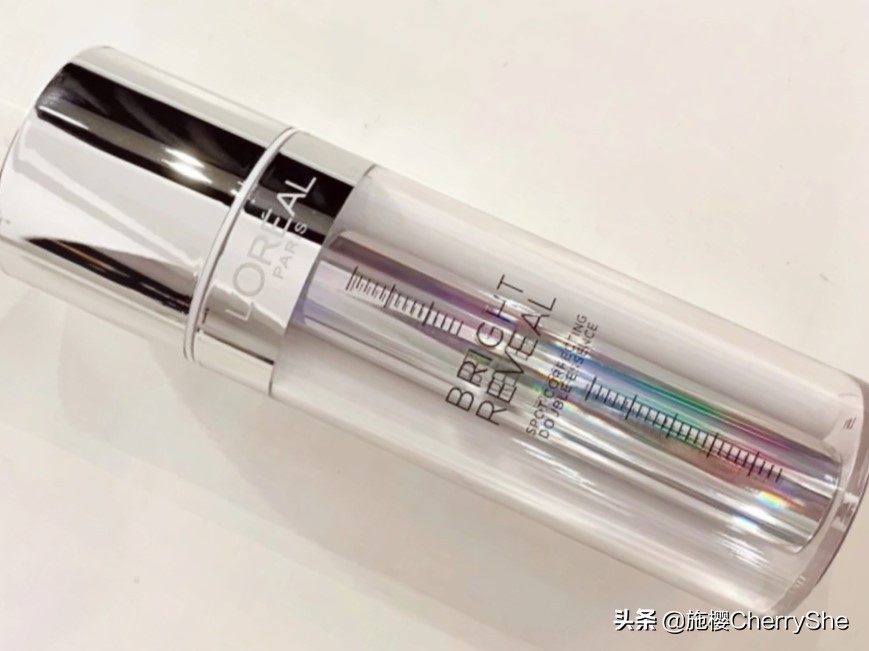 玉蘭油和歐萊雅哪個好用(玉蘭油和歐萊雅的排名)