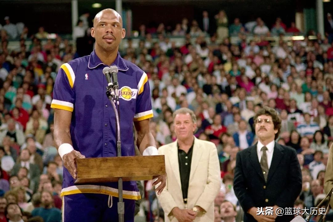 賈巴爾得分記錄多少(賈巴爾得分為什么那么高)