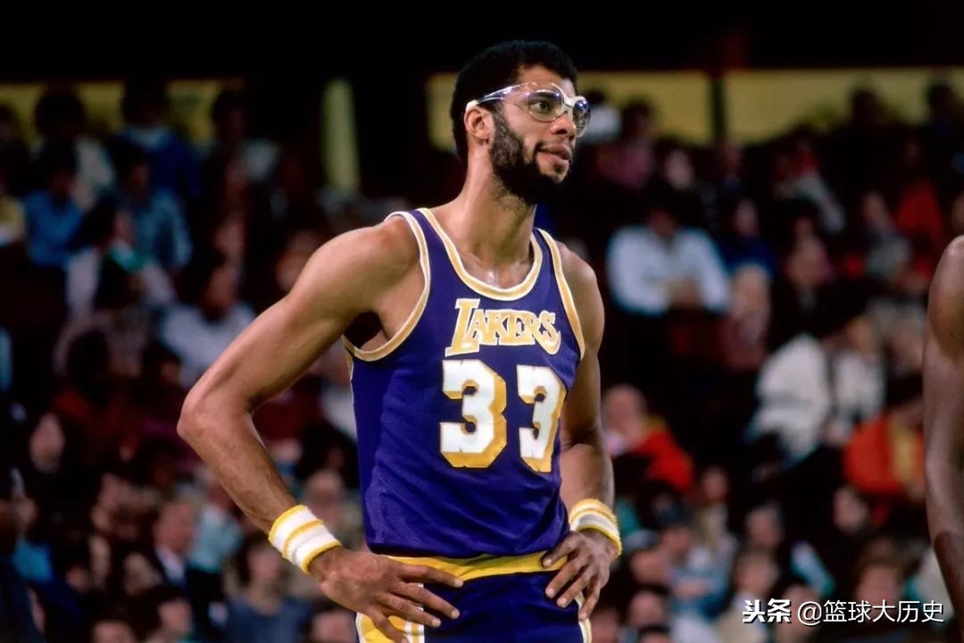 賈巴爾得分記錄多少(賈巴爾得分為什么那么高)