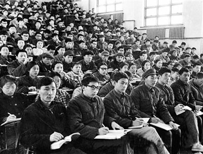 恢復(fù)高考是哪一年(恢復(fù)高考最早是誰提出的)
