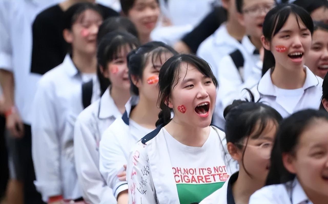 女生最吃香的十大專業(薪資高待遇優,適合女生)