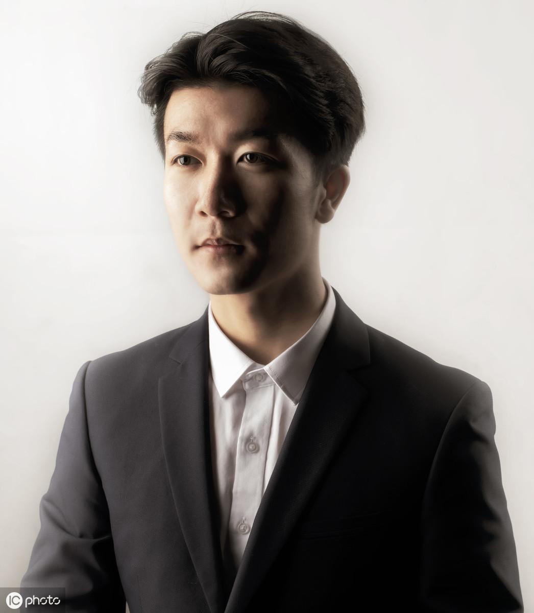 為什么男孩喜歡老男人(為什么招老男人喜歡)