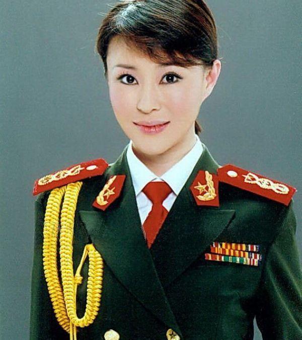 為什么文藝兵軍銜(文藝兵軍銜肩章圖解)