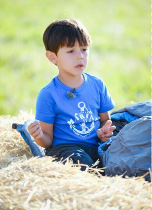 全國知名童星前十名(中國明星出道最早排行 )