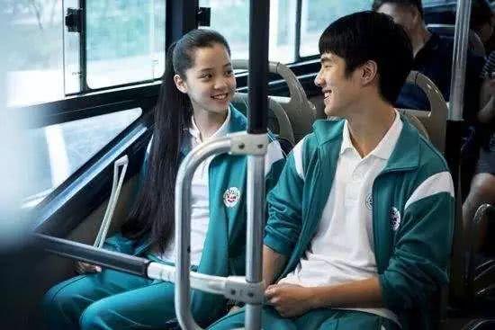 多少歲談戀愛算早戀，心理學家埃里克森告訴你答案