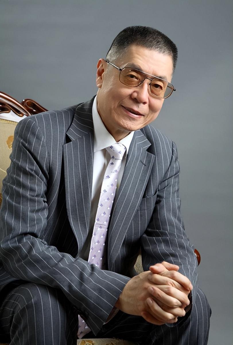 鋼琴大師劉詩昆個人資料(劉詩昆教你彈鋼琴)