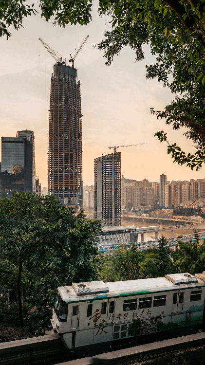 重慶最高建筑（高458米！鏡頭中的重慶在建第一高樓）