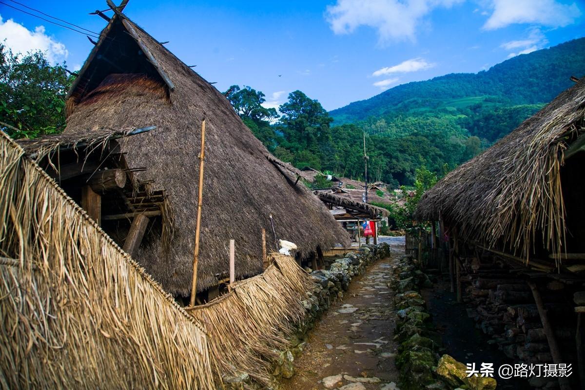 中國最后一個原始部落在哪里(云南省原始部落女人住樹上)