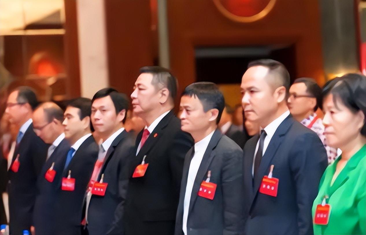 全球華人富豪榜潮汕人有多少(上海富豪潮汕人)