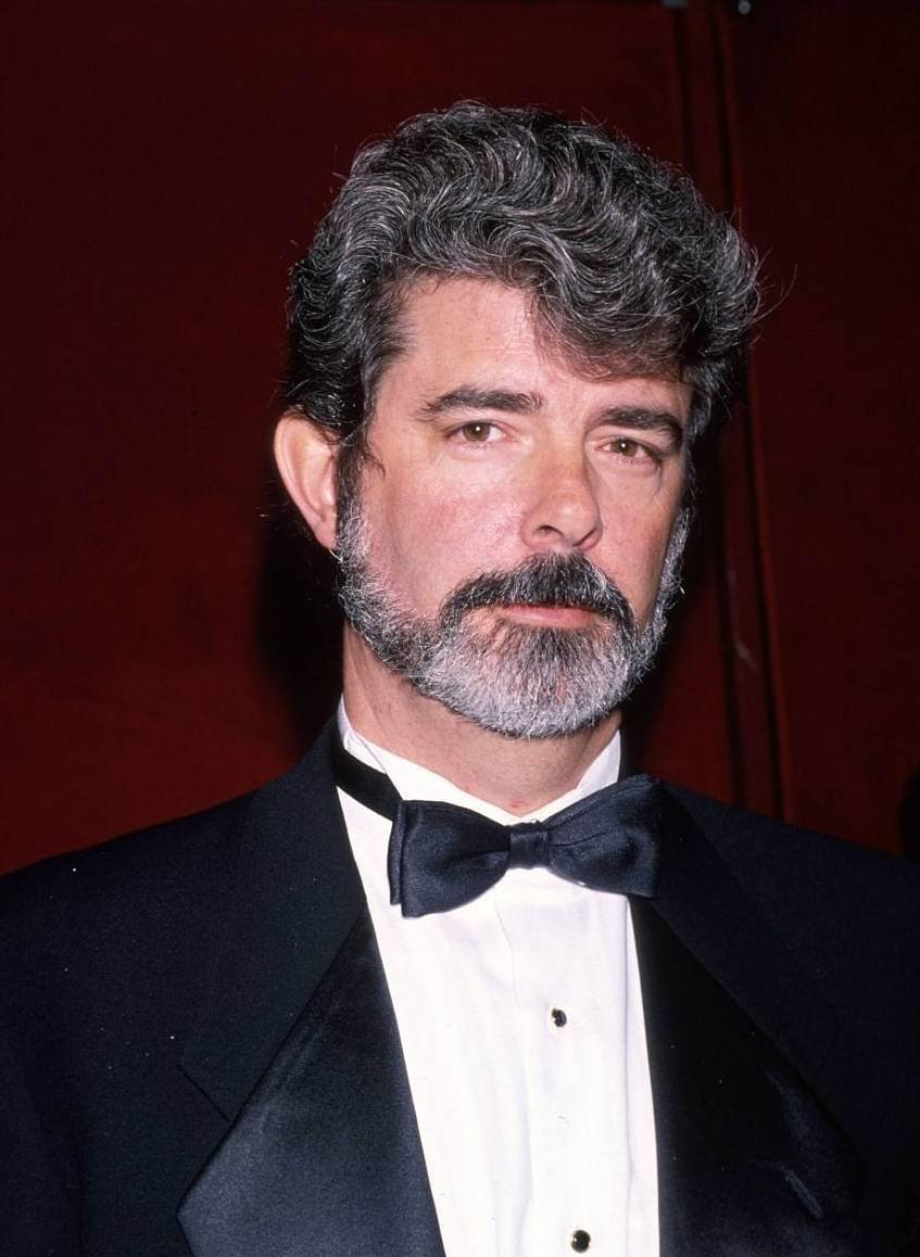 喬治·盧卡斯作品風(fēng)格(好萊塢導(dǎo)演三巨頭喬治·盧卡斯簡(jiǎn)介)