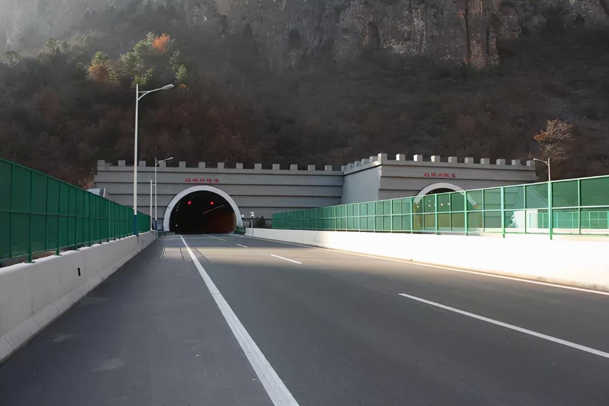 中國最長隧道排前十名(中國隧道最長是哪里)