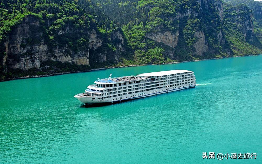 重慶至宜昌三峽豪華游輪價格(坐大型游輪旅游大概要多少錢)