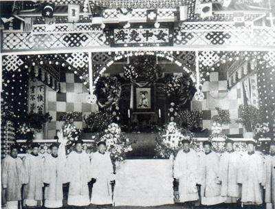 慈禧是誰的皇后入宮(慈禧太后是誰的妻子)