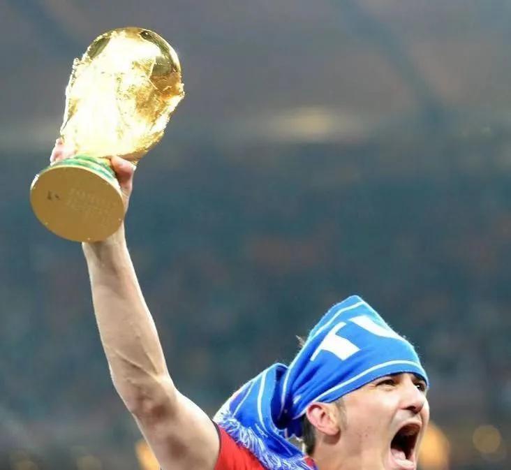 大衛·比利亞·桑切斯(百大現役球星個人資料簡介)