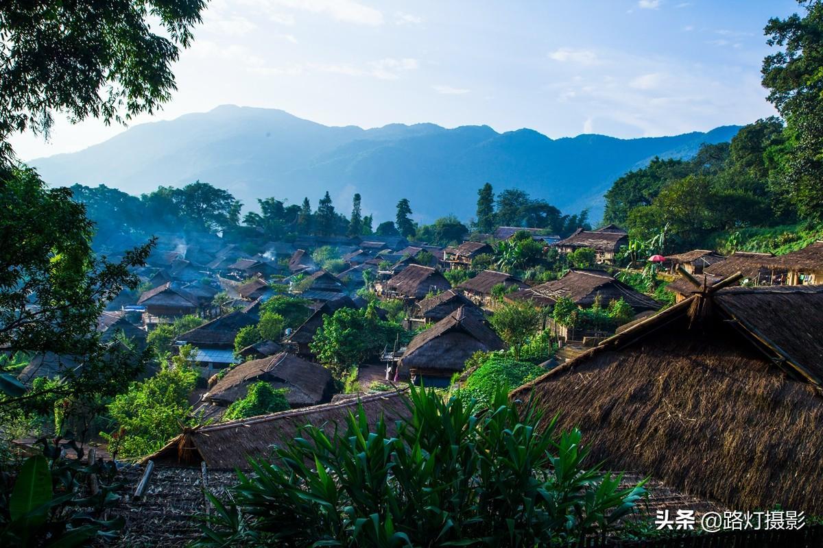 中國最后一個原始部落在哪里(云南省原始部落女人住樹上)