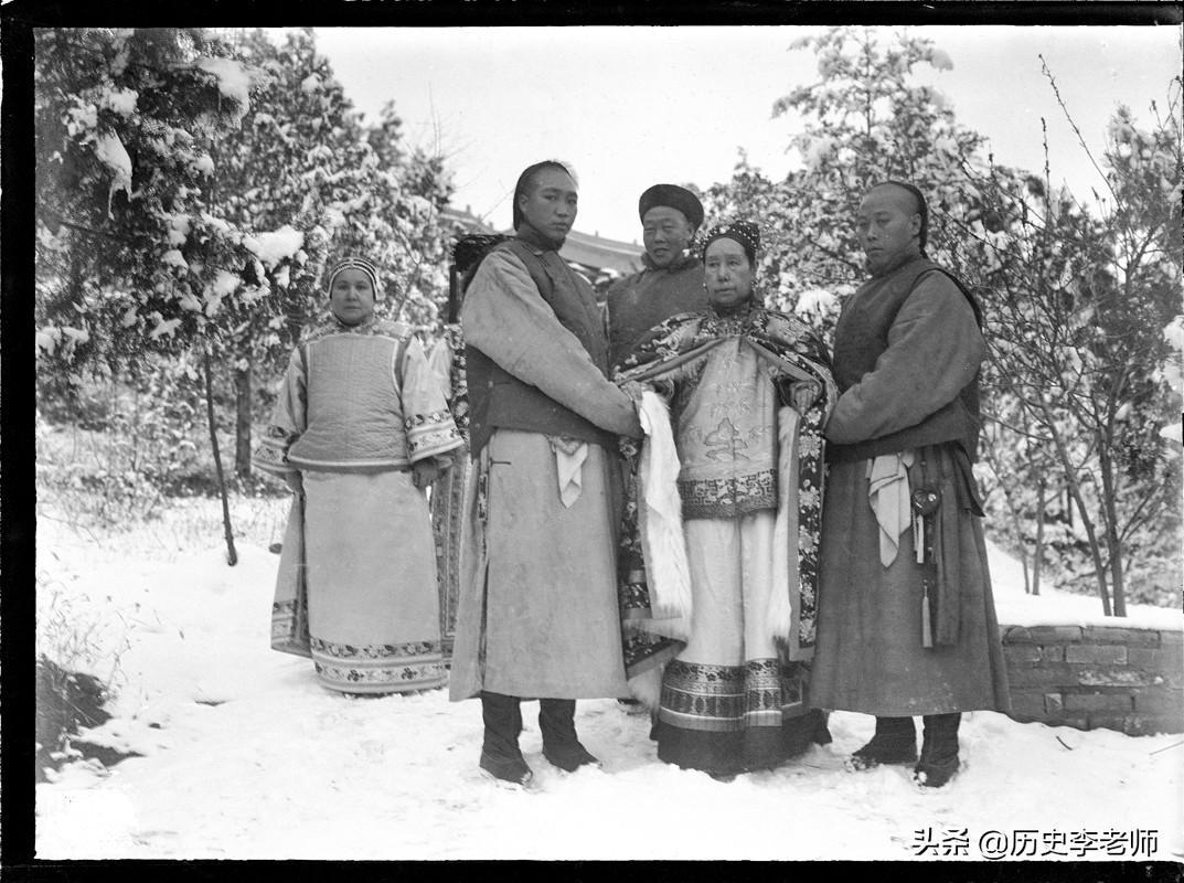 慈禧是誰的皇后(慈禧太后十八歲照片)