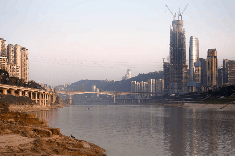 重慶最高建筑（高458米！鏡頭中的重慶在建第一高樓）