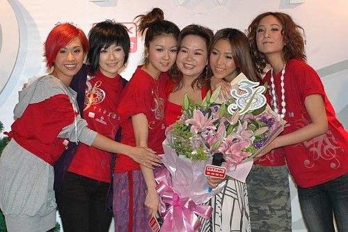 港臺著名女歌手有哪些(香港最頂級女歌手杜麗莎)