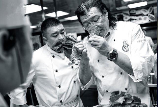 大董烤鴨創始人哪里人(北京大董烤鴨老板簡歷)