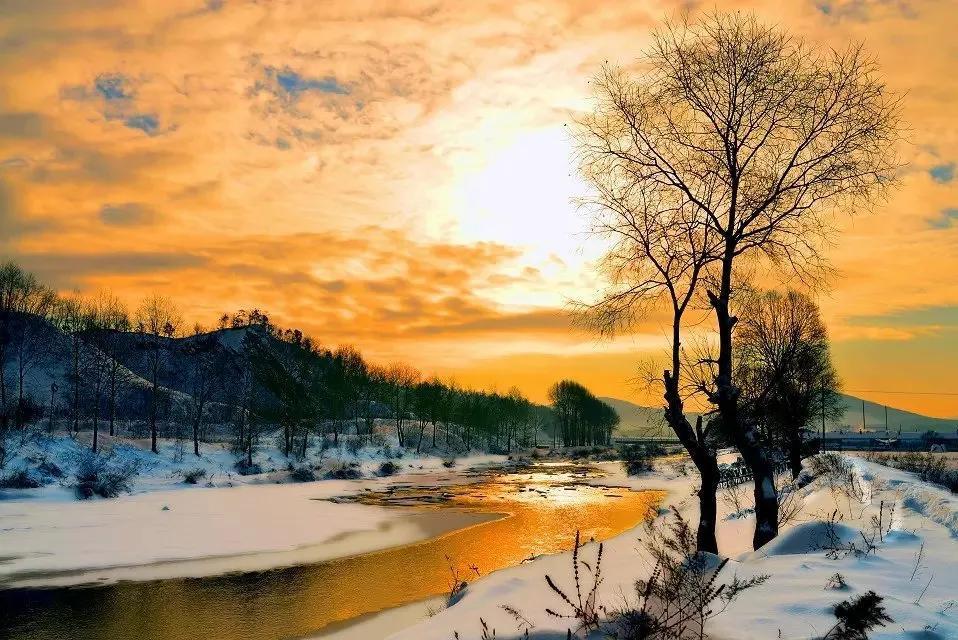 中國雪鄉(xiāng)在哪個(gè)城市及成因(怎么去雪鄉(xiāng)最方便)