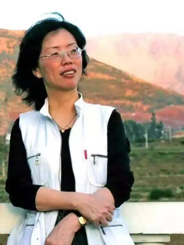 當(dāng)代文學(xué)作家有哪些(現(xiàn)代著名作家有哪些人)