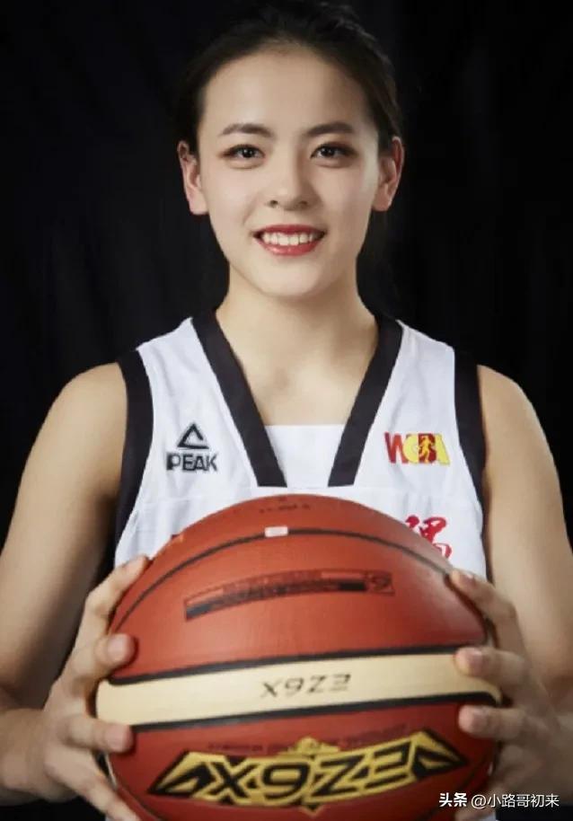 女籃最新消息今天(中國女籃誰最胸大)